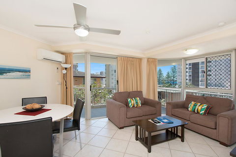 Rainbow Bay Resort Holiday Apartments - Palm Beach Accommodation 11