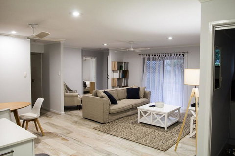 Wellington Parade 1/15a, Shelly Beach, Caloundra - Palm Beach Accommodation 3