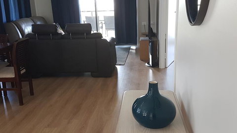 White Cedar Cottage - Palm Beach Accommodation 1