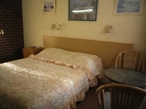 White Lanterns Motel - Palm Beach Accommodation 3