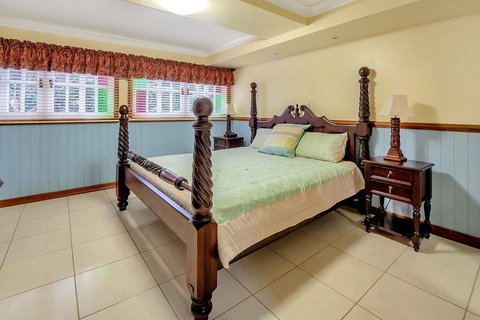 Williams Lodge - Palm Beach Accommodation 1