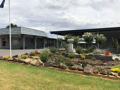 Yass Motel - Palm Beach Accommodation 0