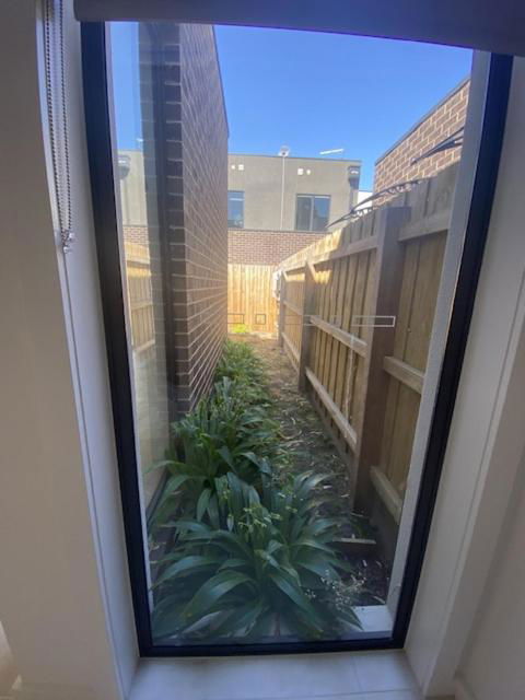 30 Minutes To Airport-3BR-Unfurnished-LUGarage-29G - Palm Beach Accommodation 4