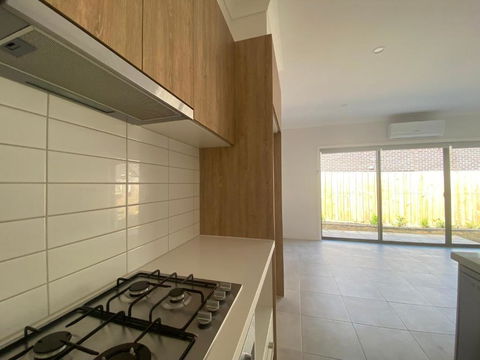 30 Minutes To Airport-3BR-Unfurnished-LUGarage-29G - Palm Beach Accommodation 1