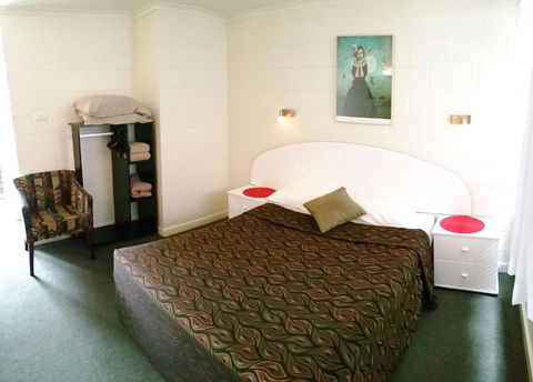 A&A Lodge Motel - Palm Beach Accommodation 4