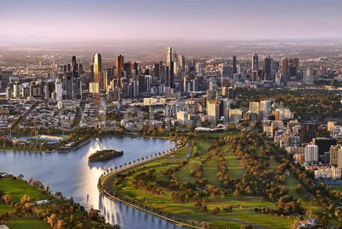 A Comfy Albert Park Apt Next To Grand Prix Circuit - Palm Beach Accommodation 2