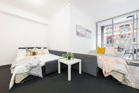 A Comfy Studio For 6 Next To Darling Harbour - Palm Beach Accommodation 2
