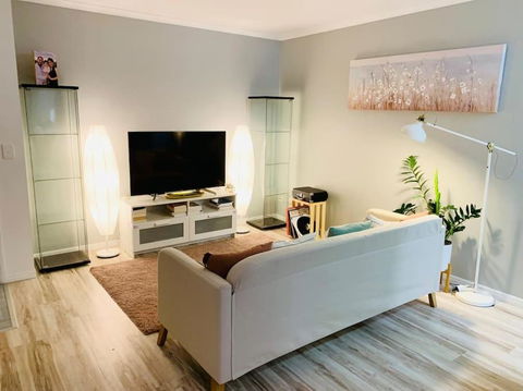 A Cosy And Peaceful Apartment In The Heart Of Yandina - Palm Beach Accommodation 0