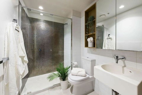 A Cozy 2BR Apt Near Melbourne Central City Views - Palm Beach Accommodation 4