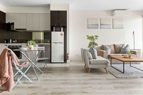 A Cozy & Modern Apt Near To Flemington Races - Palm Beach Accommodation 3