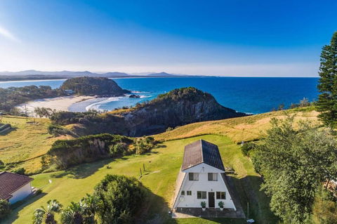 A Perfect Stay - A Frame - Palm Beach Accommodation 0
