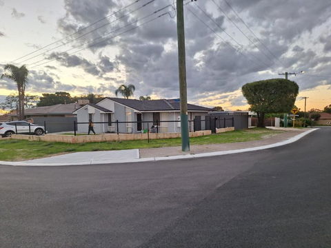 A Haven In Gosnells - Palm Beach Accommodation 2