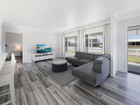A Little Beach Haven - Palm Beach Accommodation 2