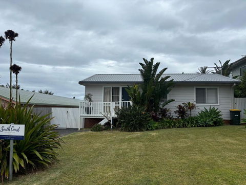 A Little Ocean Breeze - Palm Beach Accommodation 1