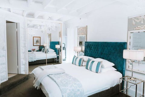A Loft In The Mill Boutique Accommodation - Palm Beach Accommodation 3