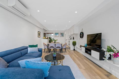 A Luxury 3 Bedrooms Hideaway - Palm Beach Accommodation 0