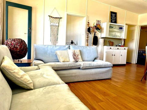 A Magic Shack - Relax, Recharge, Frolic & Fish - Palm Beach Accommodation 3