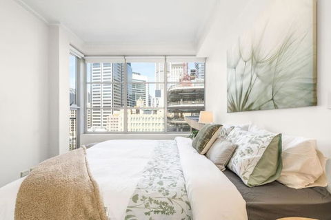 A Modern Apt City Views Next To Darling Harbour - Palm Beach Accommodation 4