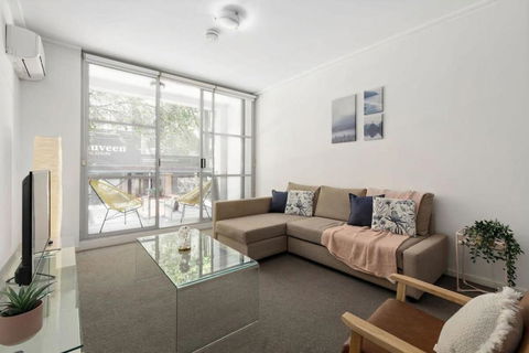 A Modern & Cozy Studio Next To Darling Harbour - Palm Beach Accommodation 0