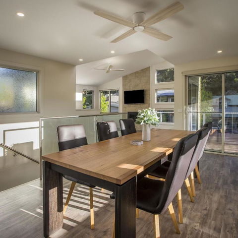A Pear Tree Loft - Palm Beach Accommodation 1