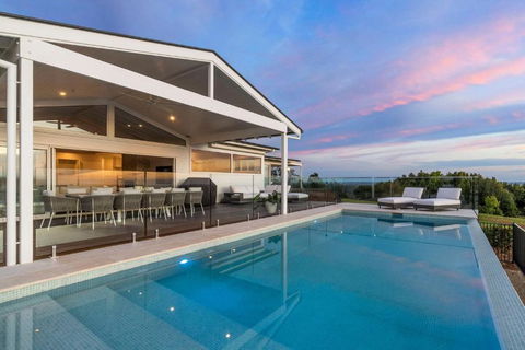 A Perfect Stay - Miren Estate - Palm Beach Accommodation 0