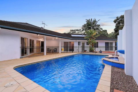 A Piece Of Tropical Paradise-Near Crystal Cascades - Palm Beach Accommodation 3