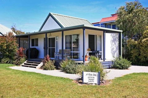 A River Bed - Palm Beach Accommodation 1