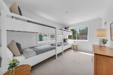 A Short Time - Palm Beach Accommodation 4