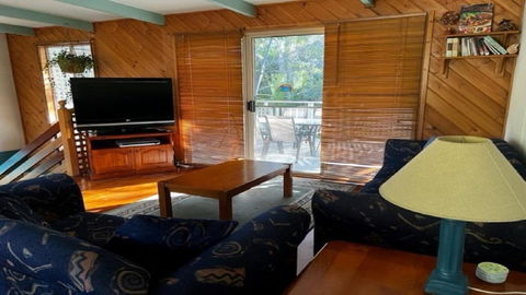 A Traditional Family Holiday - Palm Beach Accommodation 3
