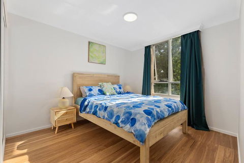A Wabi-Sabi Style Apartment At City - Palm Beach Accommodation 4