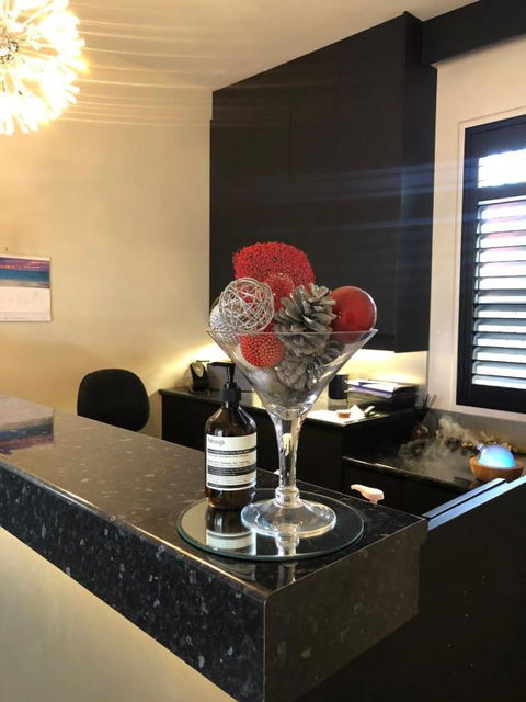 Abbotsleigh Motor Inn - Palm Beach Accommodation 1