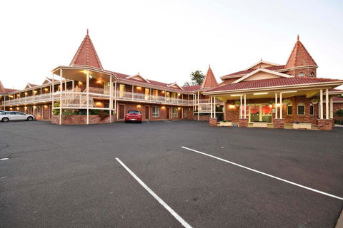 Abel Tasman Motor Inn - Palm Beach Accommodation 0