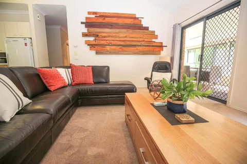 Abenaki - Palm Beach Accommodation 0