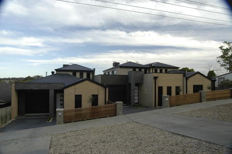 Abode Bendigo Apartments - Palm Beach Accommodation 0