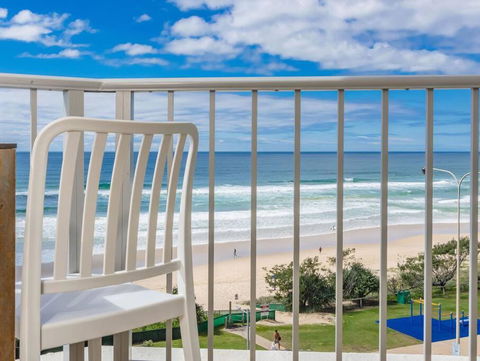 Absolute Beachfront Apartment In Paradise - Palm Beach Accommodation 0