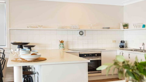 Absolute Beachfront Beauty - Pearl Beach - Palm Beach Accommodation 3