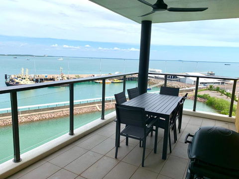 Absolute Waterfront - Tropical Oasis Over The Water - Palm Beach Accommodation 1