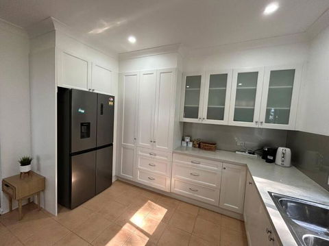 Absolutely Lakeside House, Quiet And Peace - Palm Beach Accommodation 2