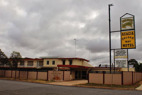 Acacia Golden Way Motel - Palm Beach Accommodation 0