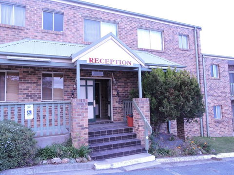 Acacia Snowy Motel - Palm Beach Accommodation 4