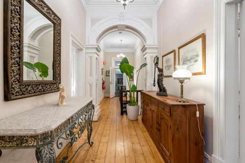 Accommodation In Fremantle - Palm Beach Accommodation 2