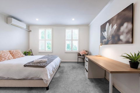 Ace Your Stay - Pool, Gym & Tennis In One Place! - Palm Beach Accommodation 2
