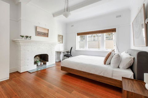 Acland Art Deco - Coastal Chic By St Kilda Beach - Palm Beach Accommodation 3