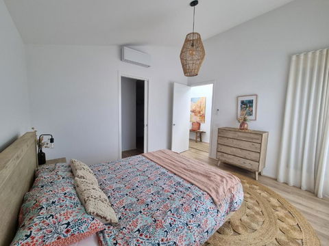 ADAGIO - Palm Beach Accommodation 3