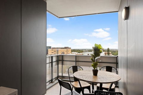 Adelaide City Oasis: Parking, Pool, Gym, Cinema, Inc. - Palm Beach Accommodation 4