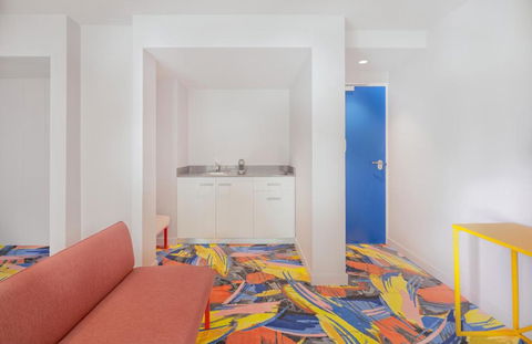 Adge Hotel And Residences - Palm Beach Accommodation 4