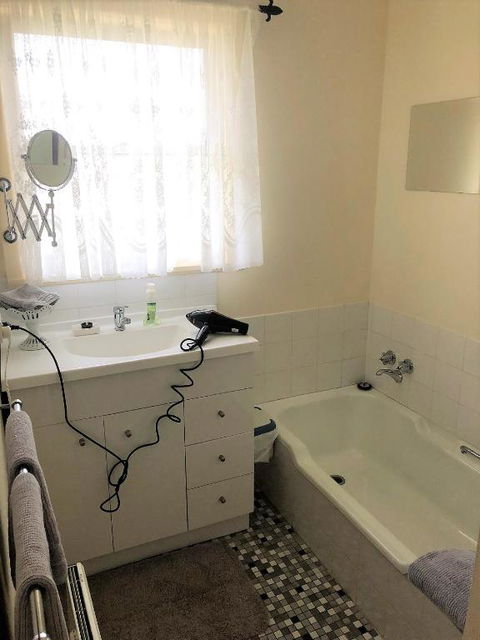 Admurraya House Bed & Breakfast - Palm Beach Accommodation 4