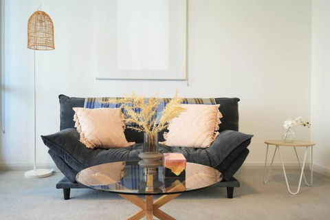 Adorable One Bedroom APT In Heart Of WWP - Palm Beach Accommodation 0