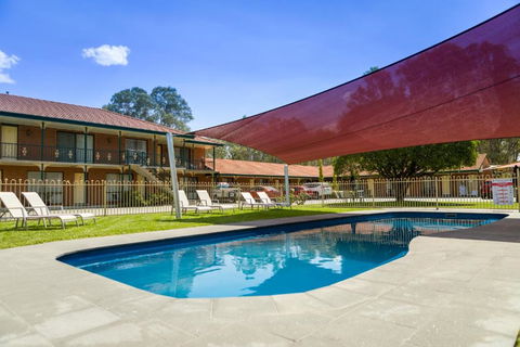 Advance Motel - Palm Beach Accommodation 3