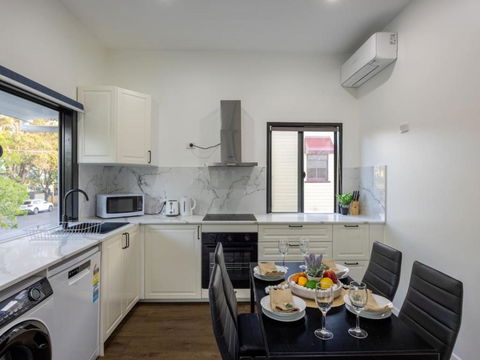 Affordable 3B Ideal Unit Near Cafe Mall River Park - Palm Beach Accommodation 4